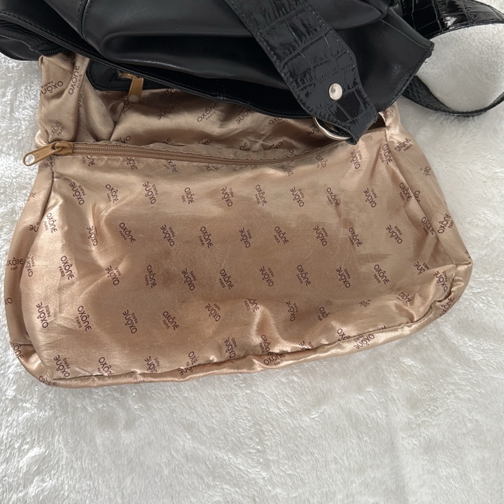 Oxone Leather Statement Bag from Paris France. - Picture 6 of 13